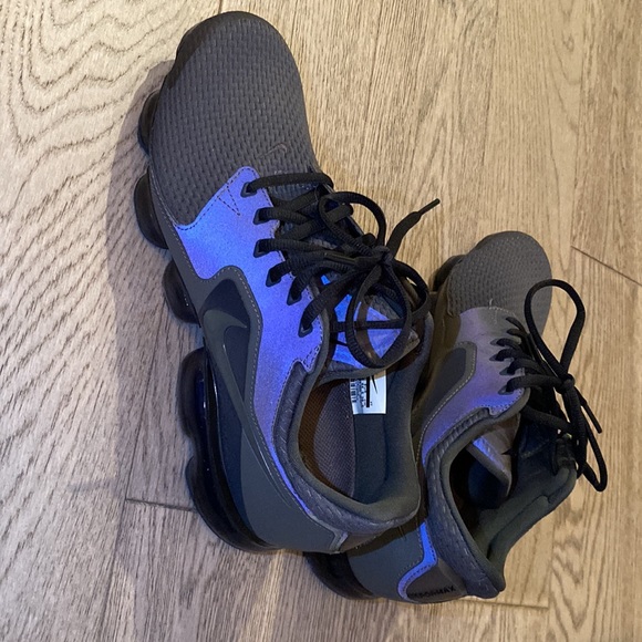Nike Men’s Vapormax CS Midnight Fog in Excellent Condition with Reflective Coat - Picture 10 of 13